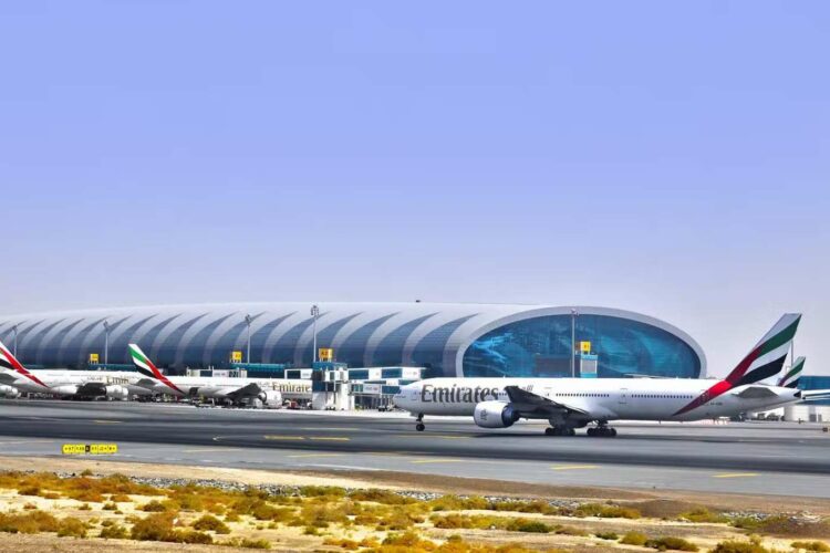 В Дубае расположено 2 аэропорта