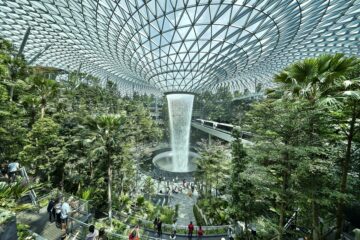 Вы сейчас просматриваете Познавательная пересадка: Сингапур возобновил бесплатные экскурсии для транзитных пассажиров