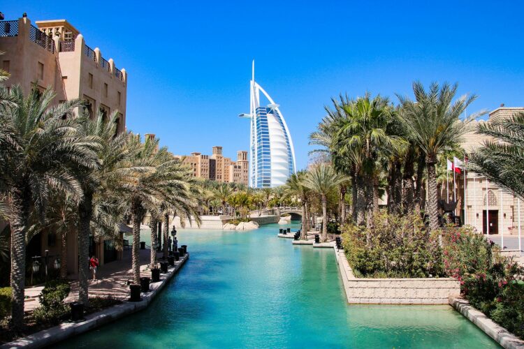 Отель Парус в Дубае — знаменитый семизвездочный отель