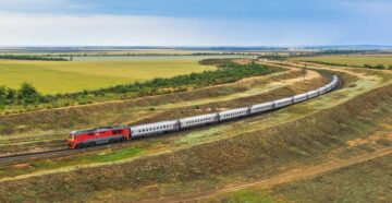 Добраться до Крыма станет легче: новые поезда на полуостров начнут ходить в мае 2023 года