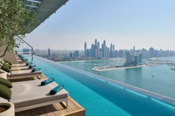 Вы сейчас просматриваете Aura Skypool в Дубае — панорамный бассейн с охватом 360 градусов