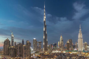 Вы сейчас просматриваете Бурдж-Халифа в Дубае — самое высокое здание в мире