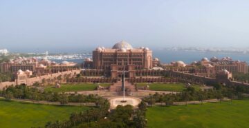 Отель Emirates Palace в Абу-Даби — дворец для роскошного отдыха