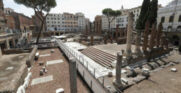 Погружение в историю: в Риме открыли для туристов вероятное место убийства Юлия Цезаря