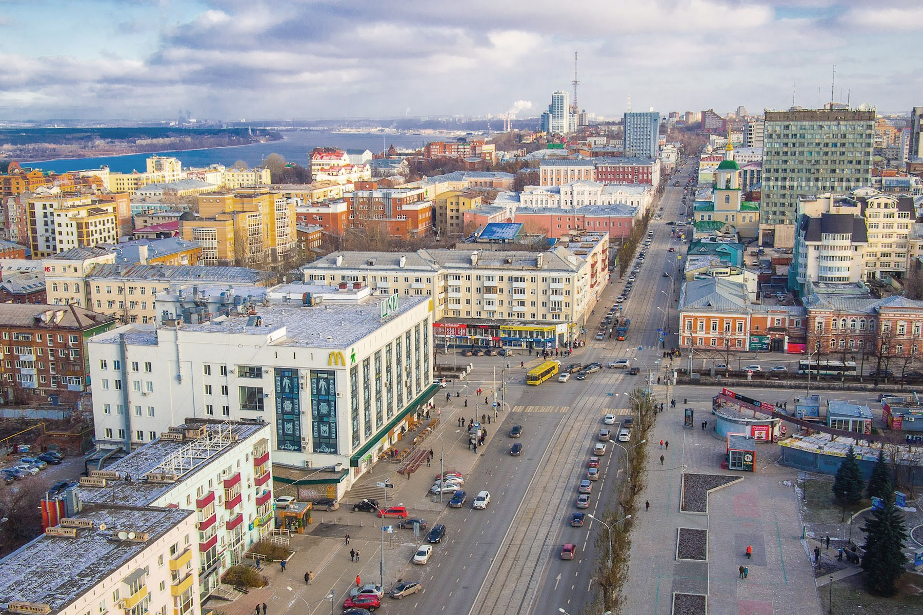 Лучшие торговые центры Перми: список самых больших, магазины и часы работы,  расположение на карте, адреса, фото и описание