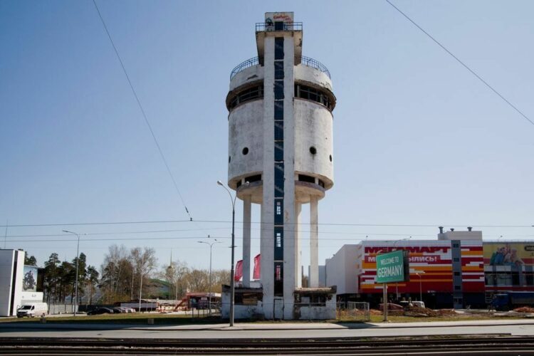 Архитектура Белой башни в Екатеринбурге