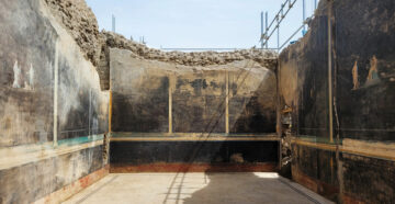 Поразительная находка: археологи обнаружили Чёрную комнату во время раскопок в Помпеях