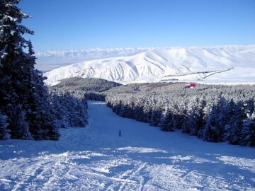 Вы сейчас просматриваете Новый Куршевель? Крупнейший в Центральной Азии горнолыжный курорт построят в Киргизии