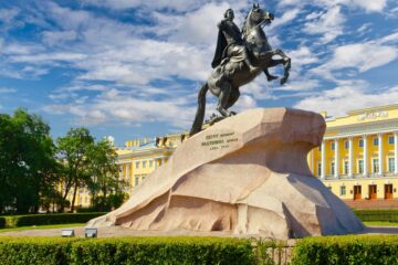 Вы сейчас просматриваете Памятник «Медный всадник» в Санкт-Петербурге