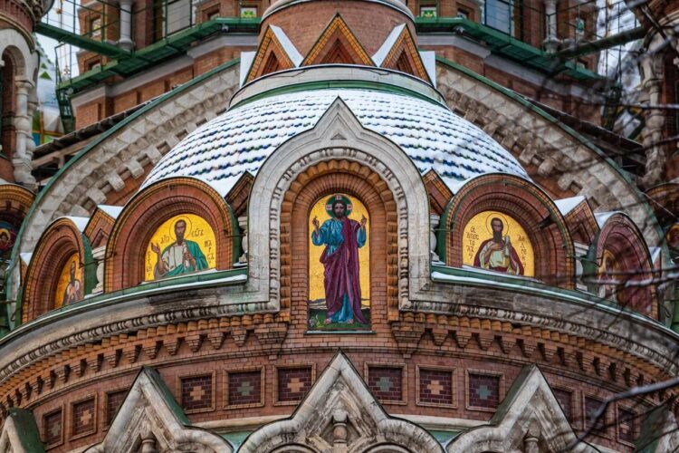 Украшения Храма Спас на крови в Санкт-Петербурге