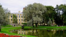 Юсуповский сад в Санкт-Петербурге