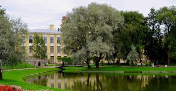 Юсуповский сад в Санкт-Петербурге