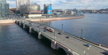 Сампсониевский мост в Санкт-Петербурге