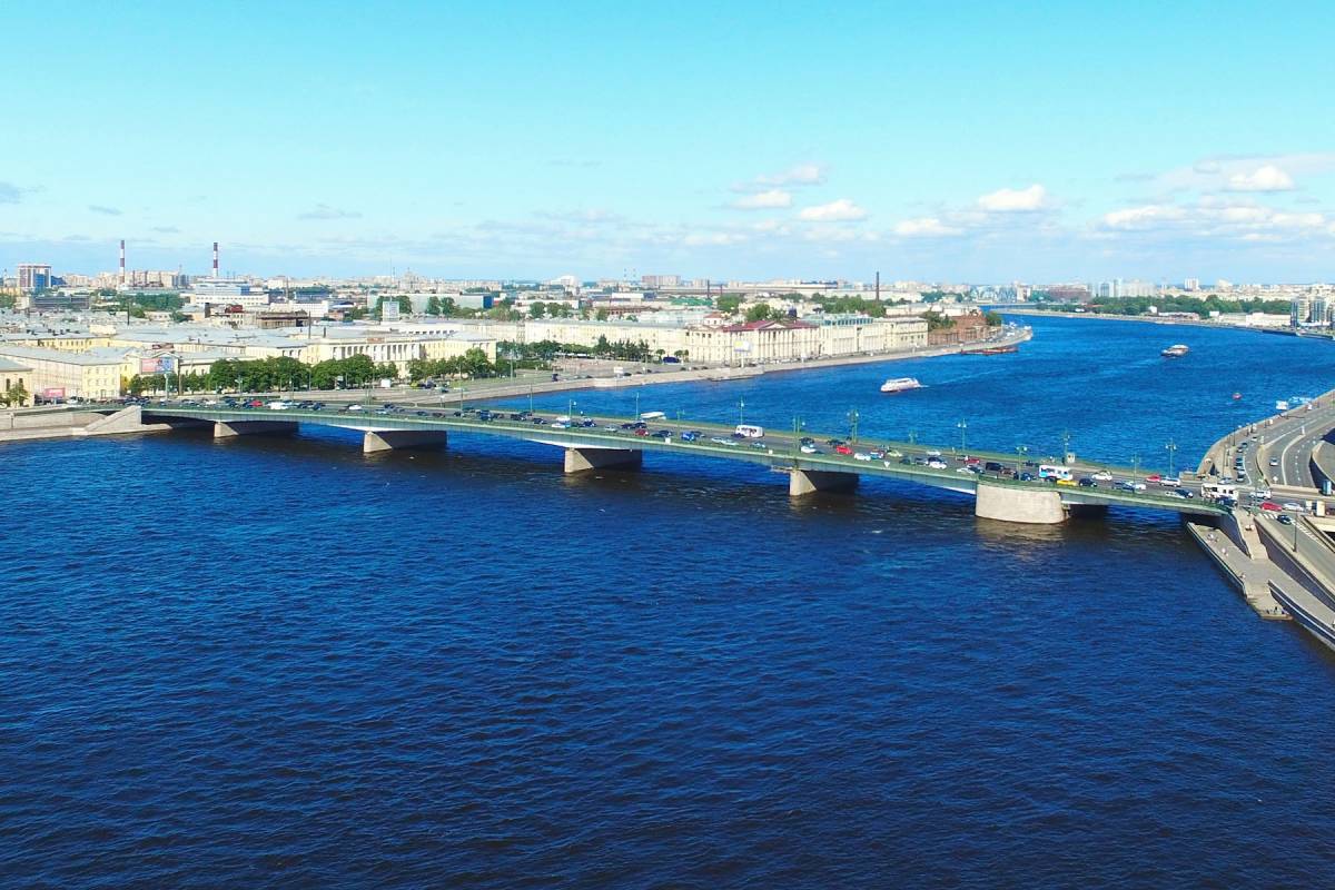 Литейный мост в Санкт-Петербурге