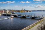 Биржевой мост в Санкт-Петербурге