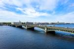 Троицкий мост в Санкт-Петербурге